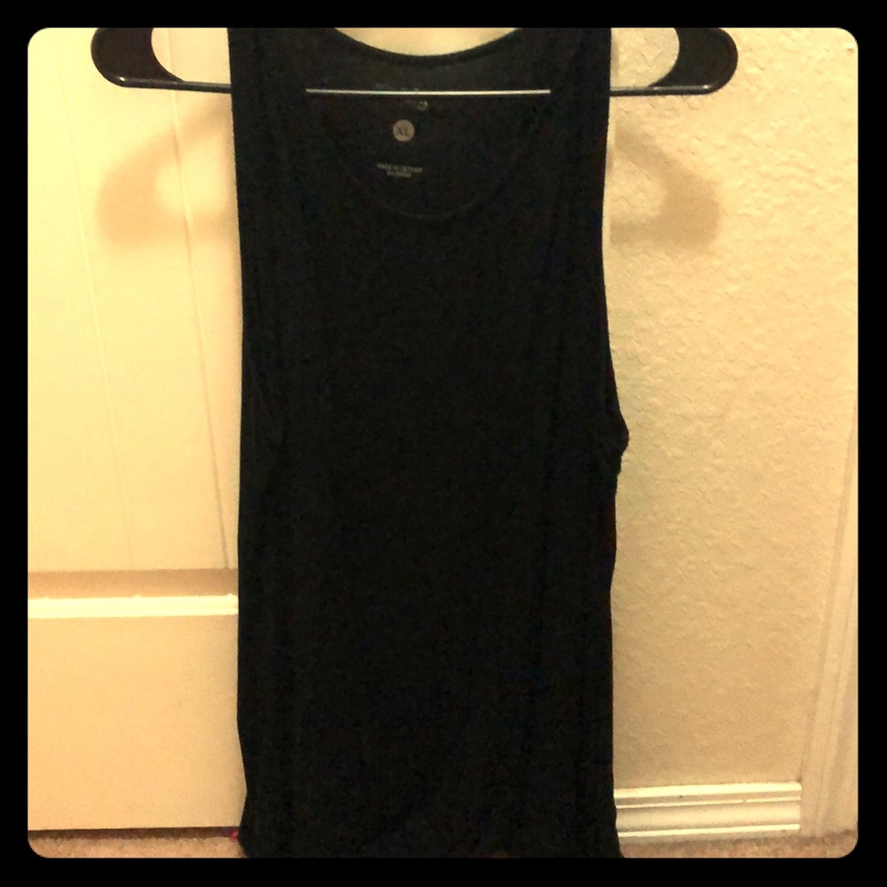 Black sleeveless shirt